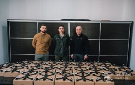 Сергій Надал: «Передали ще 30 ударних FPV дронів нашим артилеристам (пресслужба Тернопільської міської ради)