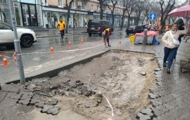 Скільки коштів витратили на пониження бордюрів на пішохідних переходах: «20 хвилин» дізналися