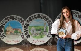 Прикрашає тарілки тернопільською вишивкою та архітектурою: історія майстрині Софії Демків