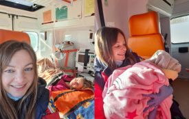 Медики зі Зарваниці виїхали на перший виклик, а повернулись  з новонародженим щастям
