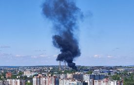 Пожежа у Тернополі — стовп чорного диму бачили з різних мікрорайонів міста. Подробиці