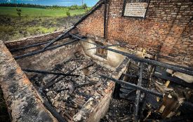 Рятувальники боролись з вогнем, який охопив житлову будівлю в Заліщиках