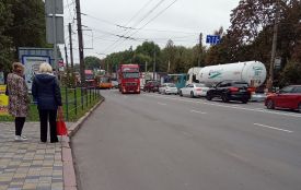 У Тернополі дві ДТП за участю тролейбусів. Там чималі затори (ОНОВЛЕНО)