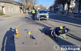 На Тернопільщині водійка автомобіля травмувала скутериста