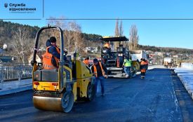 Заасфальтували міст у Теребовлі: коли планують відкрити його для транспорту (пресслужба Служби відновлення)