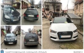 У Чорткові почали штрафувати за паркування на пішохідній зоні в центрі міста