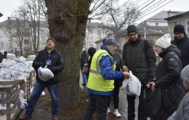 У Катедрі відбулася благодійна акція для переселенців та нужденних