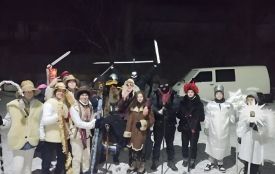 У селі на Тернопільщині зійшлися два вертепи. Фото дня