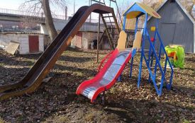 Замість семи — встановили три дитячі майданчики за 100 тисяч