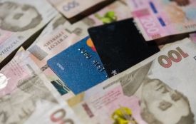 Із 1 лютого банки введуть нові ліміти на карткові перекази — кого це стосується