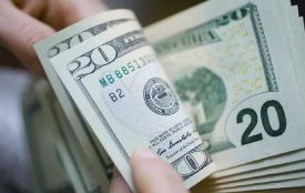НБУ роз'яснив, які долари повинні приймати в банках та обмінних пунктах