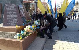 «Небесна Сотня підняла планку гідності до неймовірних висот»: тернополяни вшанували полеглих Героїв