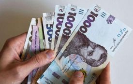 Виплати ВПО з 1 березня: допомогу продовжили ще на 6 місяців