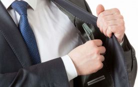 Рада ухвалила закон про підвищення зарплат чиновників
