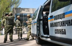 Обзивав поліцейських, «мінував» прокуратуру і психлікарню. Але відбувся умовним терміном