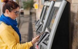 Демонтують несправні платіжні термінали в Центрі і на Оболоня
