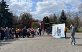 «Ми хочемо парк, а не купи бетону»: тернополяни виступили проти забудови парку Шевченка