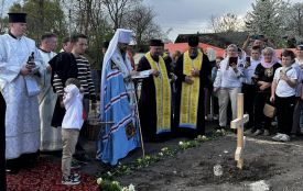 Де була руїна — знову буде храм: селяни почали відбудову згорілої церкви
