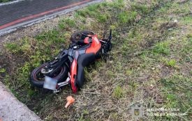 У Шумську 22-річний мотоцикліст потрапив під колеса авто