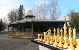 У парку Шевченка планують облаштувати шаховий клуб? Погодили зміну інвестора