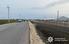 На Тернопільщині ВАЗ злетів у кювет: водій, попередньо, був нетверезим
