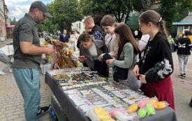 Мистецтвом — до перемоги: у Тернополі організували концерт і ярмарок для ЗСУ