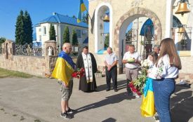 На Тернопільщині зустріли звільненого з полону бійця Олега Кравця