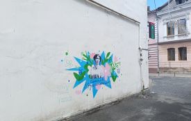 У центрі міста відновили мурал із Соломією Крушельницькою: який вигляд він має тепер