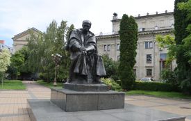 Пам’ятник Тарасу Шевченку відремонтували: що зробили і який вигляд він має тепер