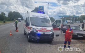 Аварія в Озерній: швидка везла маленьку пацієнтку з важкими опіками до Львова