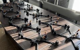 Тернопіль для ЗСУ: бійці 37-ї бригади морської піхоти отримали FPV-дрони True Flex (пресслужба Тернопільської міської ради)