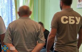 У Тернополі затримали комунальника,  який «знімав» ухилянтів з розшуку: СБУ