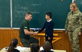 «За тата!» — син загиблого воїна перетворив дитячий подарунок у БПЛА для захисників