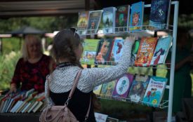 Де у Тернополі побачити книжкове містечко: у Тернополі стартує «Бібліофест-2025»