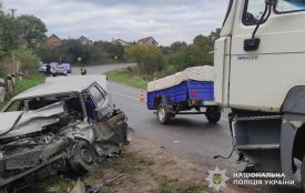 У Зарубинцях зіткнулися легківка і вантажівка — є постраждалі