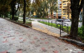На Злуки виконали першу чергу робіт із влаштування безбар’єрного тротуару