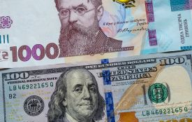 Скільки коштують долар і євро на початку тижня