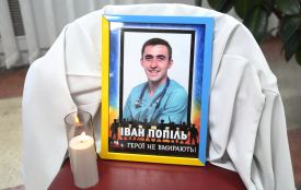 У пам'ять про випускника медуніверситету Героя Івана Попіля кілька десятків людей здали кров