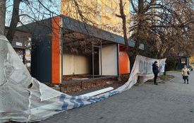 Зводять нову зупинку на Злуки: що вже зробили