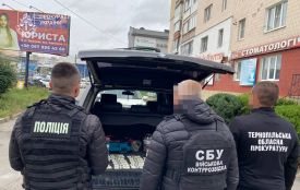 Жителя Тернопільщини затримали на хабарі, який вимагав у військового