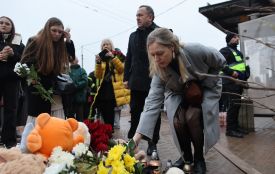 Заступниця Посла Великої Британії відвідала місце ракетного удару в Тернополі