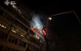 Київ у вогні після нічної атаки: відомо про загиблих та поранених, є руйнування у двох багатоповерхівках