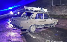 П'яний житель Бучацької громади пошкодив вкрадене авто і побив перехожого — поліція