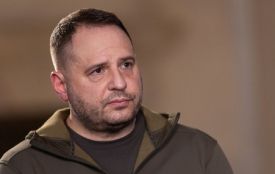 «Я — чесна й порядна людина»: Єрмак після звільнення та обшуків заявив, що йде на фронт