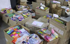 Збирають подарунки для дітей: як у Тернополі працює «Фабрика святого Миколая»