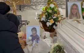 В останню путь провели 35-річну Тетяну Попик та  її донечку 4-річну Софійку, які загинули від удару ракети