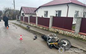 У Лозовій 32-річний мотоцикліст розбився об бетонний паркан
