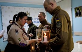 Вифлеємський вогонь миру передали військовим нацгвардії