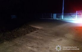У Білій на узбіччі знайшли пораненого чоловіка, він помер у лікарні: поліція розшукує винуватця аварії