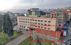 Скандал з незаконною будівлею в центрі Чорткова: за рішенням суду мають знести